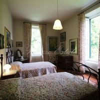 Вилла на второй линии моря/озера в Италии, Ломбардия, Варезе