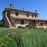 Дом в Италии, Джано-дель-Умбрия, 734 кв.м.