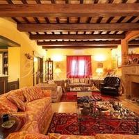 Дом в Италии, Джано-дель-Умбрия, 734 кв.м.