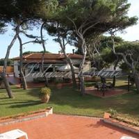 Villa at the first line of the sea / lake in Italy, Pienza, 240 sq.m.