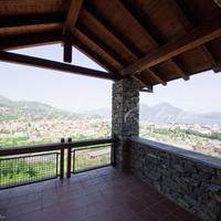 Villa in Italy, Varese