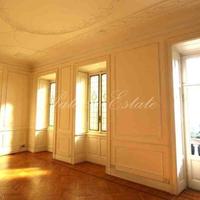 Вилла в Италии, Ломбардия, Варезе