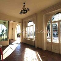 Вилла в Италии, Ломбардия, Варезе