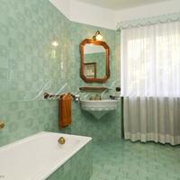 Вилла на первой линии моря/озера в Италии, Варезе, 400 кв.м.