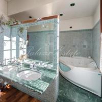 Villa in the suburbs in Italy, Venice