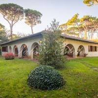 Вилла в центре города в Италии, Пиза