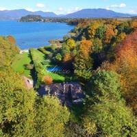 Villa at the first line of the sea / lake in Italy, Lombardia, Varese