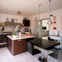 Вилла в Италии, Ломбардия, Варезе