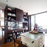 Вилла в центре города в Италии, Варезе, 300 кв.м.