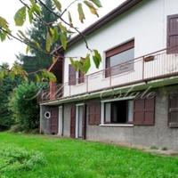 Вилла в центре города в Италии, Варезе, 550 кв.м.