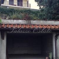 Вилла в центре города в Италии, Варезе, 550 кв.м.