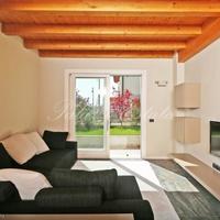 Дом в центре города в Италии, Гарда