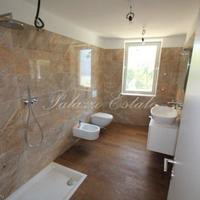 Вилла в центре города в Италии, Варезе