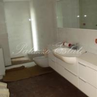 Вилла в центре города в Италии, Варезе