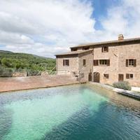 Villa in the suburbs in Italy, Pienza