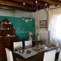 Вилла в пригороде в Италии, Венеция