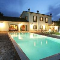 Вилла в Италии, Пьенца