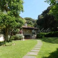 Вилла в центре города в Италии, Пиза, 180 кв.м.