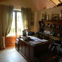 Вилла в центре города в Италии, Пиза, 180 кв.м.