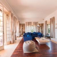 Вилла в центре города в Италии, Пиза, 300 кв.м.