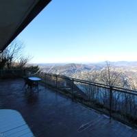 Вилла в Италии, Ломбардия, Варезе