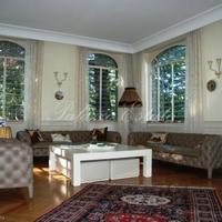 Villa in Italy, Varese, 800 sq.m.