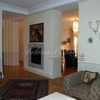 Villa in Italy, Varese, 800 sq.m.