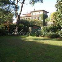 Вилла в Италии, Пиза, 460 кв.м.