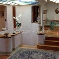 Вилла в Италии, Гарда, 500 кв.м.