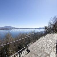 Вилла в Италии, Ломбардия, Варезе