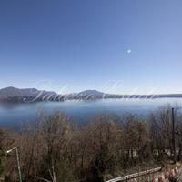 Вилла в Италии, Ломбардия, Варезе