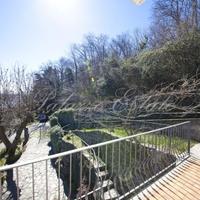 Вилла в Италии, Ломбардия, Варезе