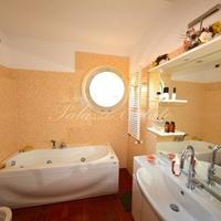 Апартаменты в центре города в Италии, Пиза