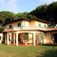 Вилла в центре города в Италии, Пиза