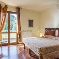 Вилла в центре города в Италии, Пиза