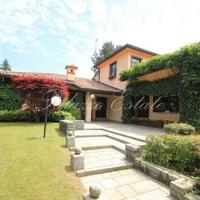 Вилла в Италии, Ломбардия, Варезе