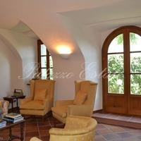 Villa in Italy, Varese