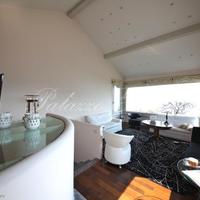 Villa in Italy, Varese, 300 sq.m.