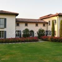 Вилла в Италии, Варезе