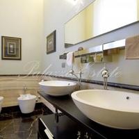 Вилла в центре города в Италии, Варезе