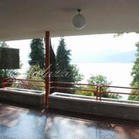 Вилла на первой линии моря/озера в Италии, Варезе