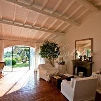 Villa in the city center in Italy, Pienza, 200 sq.m.