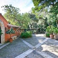 Villa in the city center in Italy, Pienza, 200 sq.m.