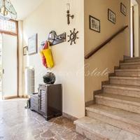 Вилла в центре города в Италии, Пиза