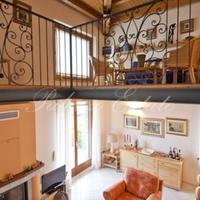 Вилла в Италии, Ломбардия, Варезе