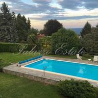 Вилла в Италии, Ломбардия, Варезе