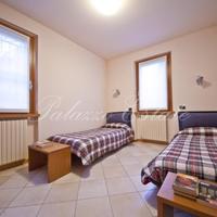 Вилла в Италии, Ломбардия, Варезе