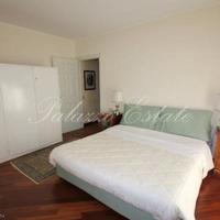 Вилла в центре города в Италии, Варезе, 520 кв.м.