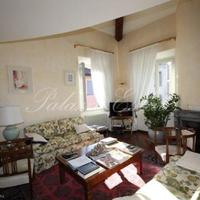 Вилла в центре города в Италии, Варезе, 520 кв.м.