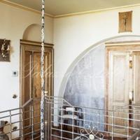 Вилла в Италии, Ломбардия, Варезе